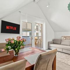 Ferienhausträume - Dachgeschoss Bodensee Apartment mit großer Dachterrasse