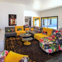 New villa with swimming pool and elevator - PRM