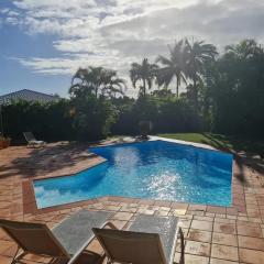 Villa moderne avec piscine privée à Baie-Mahault