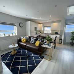 Luxurious 2 Bed Apartment Just Off Mill Rd, Near Station - Walk to City Centre