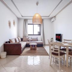 Tanger Boulevard - Elegant & Classy Apartment - Walking Distance to the Beach!