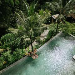 Aksmi Suites & Villas