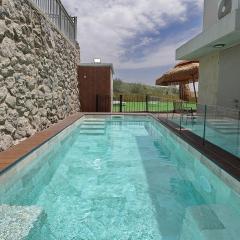 וילה ג'נסיס בוטיק -וילה מהממת עם בריכה פרטית מחוממת מקורה