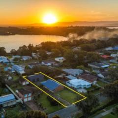 The Shed by the Sea 200 meters Walk to Beach