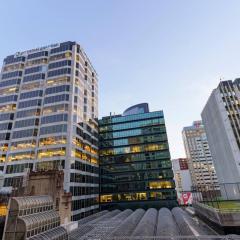 Contemporary Cityscape Studio - Aircon, Pool - Gym