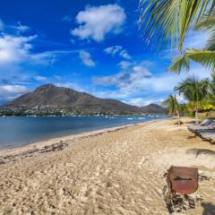 Amaris Apartment Beachfront by Oceanaxe Holidays