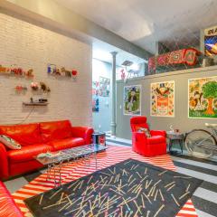 Heart of St Louis! Walkable Soulard Apt with Loft