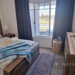 Quiet Room with Ensuite, Kitchenette, Veranda & Lake View