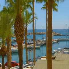 Apartamento Deluxe Sotogrande（Marina View Apartment Sotogrande 2BR, Terrace, 200 m from Beach）