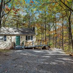 A Humble Abode - - Pet Friendly, Fire Pit, Deck, Grill, Wood Stove, Games, Wifi, 6 acres