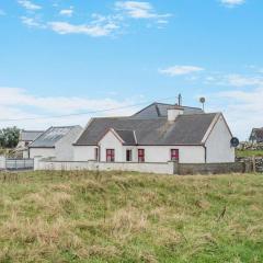 3 Bed in Roundstone oc-i234