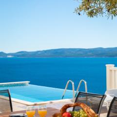 Crystal Holiday Home