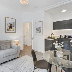 Stylish 1 Bed Edinburgh City Centre Apartment