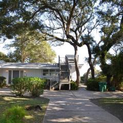 Cottage By The Sea - Unit A