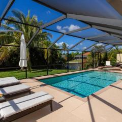 Ellen`s House-pool and Jacuzzi, Gulf access