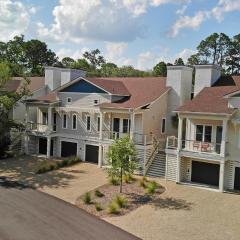 The Moorings Poolside