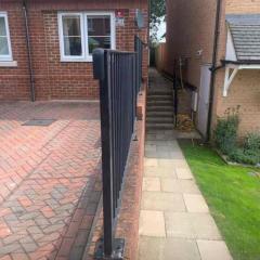 Furnished 1 Bed ensuit independent space with Parking