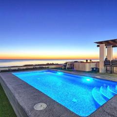 One-of-a-Kind Sunset Beach House Oceanfront/Islas Del Mar