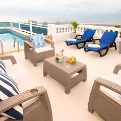 Casa Solarium, Aldaba Selection