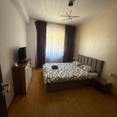 Comfort Stay Apartment - Free Parking & Wi-Fi