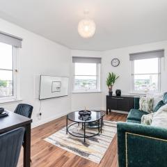 Hardgate Getaway - 3 beds, free parking & wifi