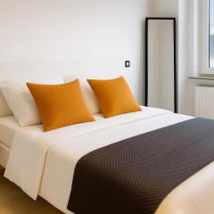 City Center Cosy Three Beds