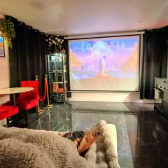 DRoom-Sauna Balneo & Cinema à Menton jusqu'à 4 invités