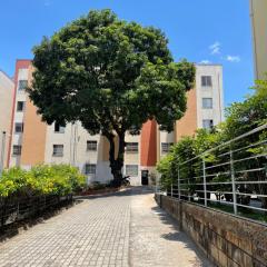 Apartamento mobiliado em ótima localização