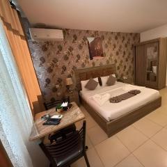 Al-RAYAN HOTEL SUITES