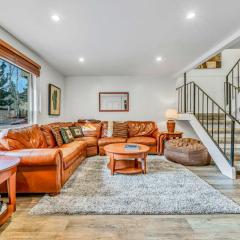 Modern 3BD -Walk to Lake & Beach