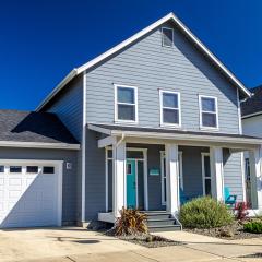 Social Paws - Oyhut Bay Seaside Village