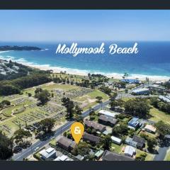 Mollymook Beach getaway