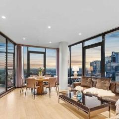 Luxurious 3 Bedroom with Darling Harbour Views