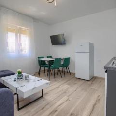 Two Bedroom Apartment With Terrace A2