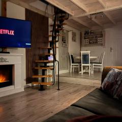 Przytulny Domek Gościnny Lawenda z Netflixem i konsolą PS4, Bezpłatny Parking