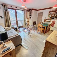 Appartement 3 pièces pour 6 personnes, sur les pistes, résidence avec piscine chauffée - FR-1-854-31