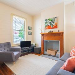 Cosy Glebe Cottage - Stroll to Central Hobart