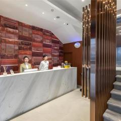 JTOUR Inn Wuhan Wusheng Road Metro CapitaLand Plaza