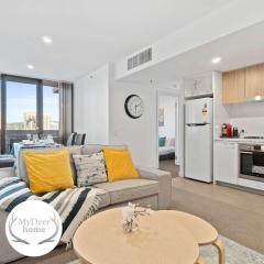 Pearl on Grote Pool&Gym Central Mkt Parking