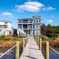 Incredible Spacious Beach House with Stunning Views for an Amazing Family Getaway in Corolla, North Carolina