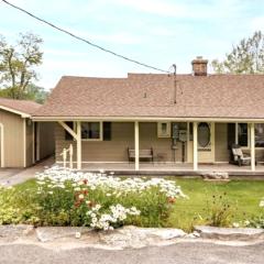 Renovated Waterfront Cottage with Stunning Crowe Lake Views, Dock & Firepit, Relaxing Retreat Near Marmora, Ontario
