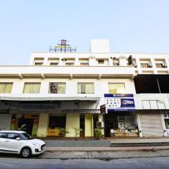 Devanshi Inn By Glitz Hotels