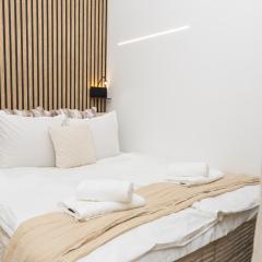 New Paradise studio l Minutes walk to city centre