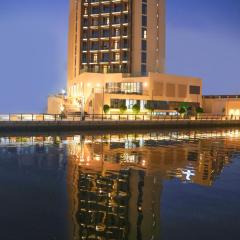 Pavilion Hotel Al Jaddaf - Former Citadines Culture Village