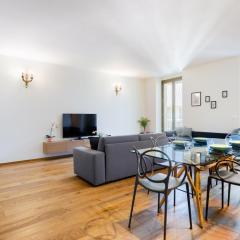 Hostdomus - Lagrange Luxury Apartment