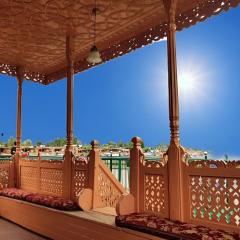 Houseboat Old Palace