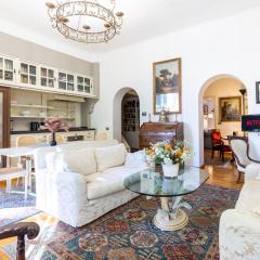 Duomo 10 min - Elegant Flat in the City Centre