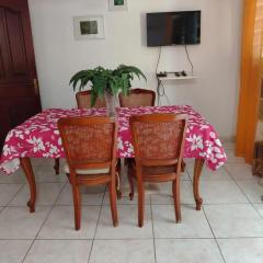 Appartement chaleureux à Sainte-Anne avec jacuzzi 45 m²