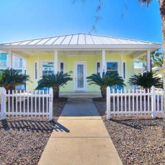 Tropical Niche Private Apt Community Boardwalk