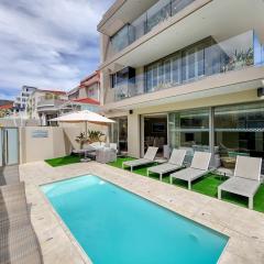 NEW! Bantry Bay Luxurious Villa 50m from the sea